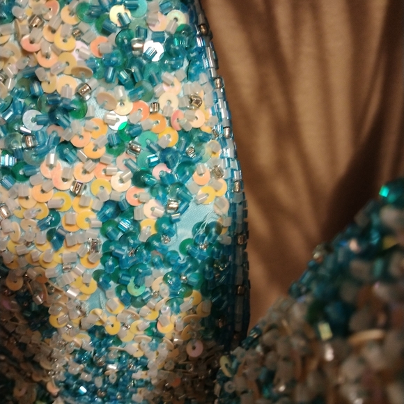 Beautiful Prom Formal Dress - Picture 5 of 7